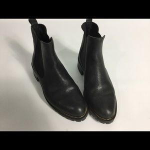 DONATED GONE Italian boots